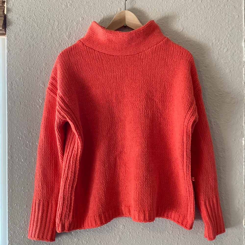 Salmon colored cowl neck women sweater, size small- does have a snag